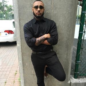 Meet your Posher, Robert